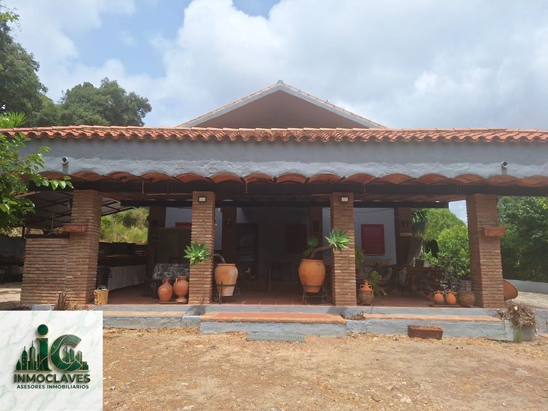 🌿 Finca ÚNICA en Benaharás — ¡Una oportunidad irrepetible! 🌿