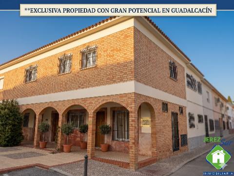 Piso de 9 dormitorios en venta en Caballero Bonald - San José Obrero - Guadalcacín, Jerez de la Frontera